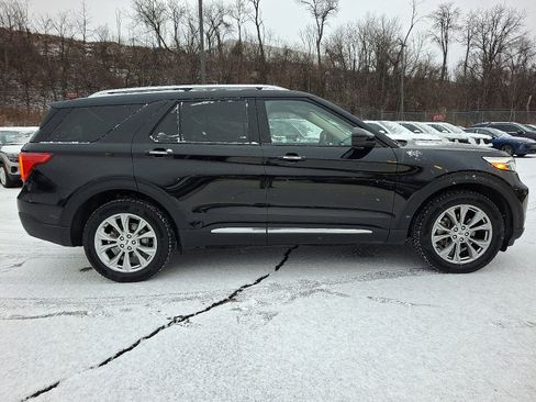 Used 2022 Ford Explorer Limited image 7