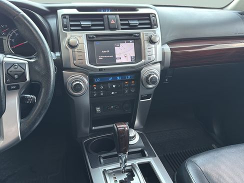 Used 2018 Toyota 4Runner Limited AWD/4WD image 27