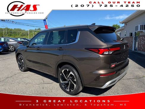 Used 2023 Mitsubishi Outlander SEL AWD/4WD image 5