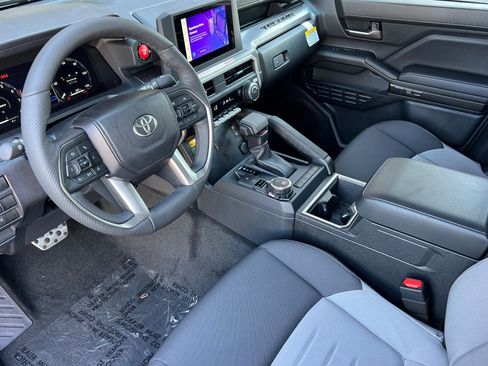 New 2025 Toyota Tacoma TRD Sport image 9