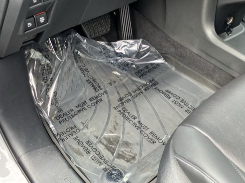 Used 2026 Toyota Sienna XSE FWD image 18