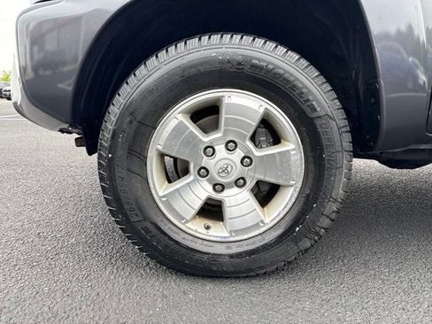 Used 2013 Toyota Tacoma 4x4 Double Cab w/ TRD Sport Pkg image 6