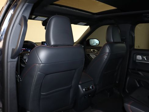 Certified 2025 Ford Explorer ST w/ Sun And Sound Package AWD/4WD image 36