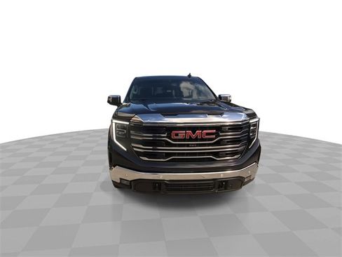 Used 2023 GMC Sierra 1500 SLT w/ SLT Premium Plus Package image 4
