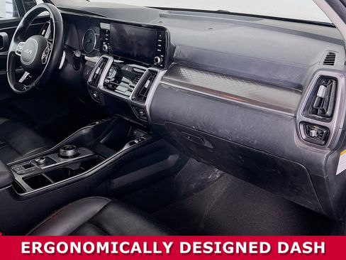 Used 2022 Kia Sorento S image 21