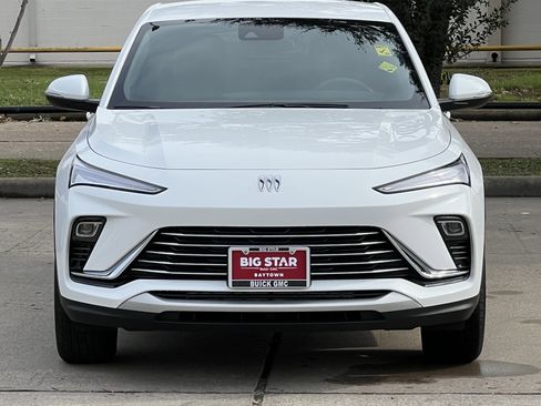 Used 2025 Buick Envista Preferred image 6