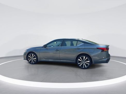 Used 2020 Nissan Altima 2.5 SR w/ Premium Package AWD/4WD image 6