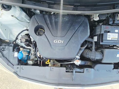 Used 2015 Hyundai Accent GLS FWD image 28