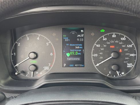 Certified 2025 Toyota Corolla LE FWD image 21