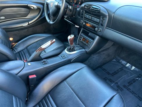 Used 2001 Porsche 911 Carrera 4 image 13
