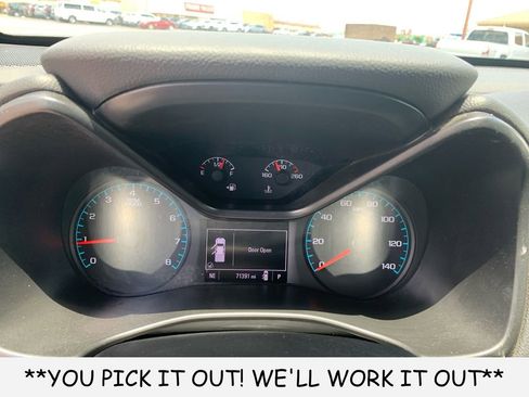 Used 2022 Chevrolet Colorado LT w/ Fleet Safety Package AWD/4WD image 13