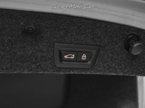 Used 2015 BMW M5 RWD image 60