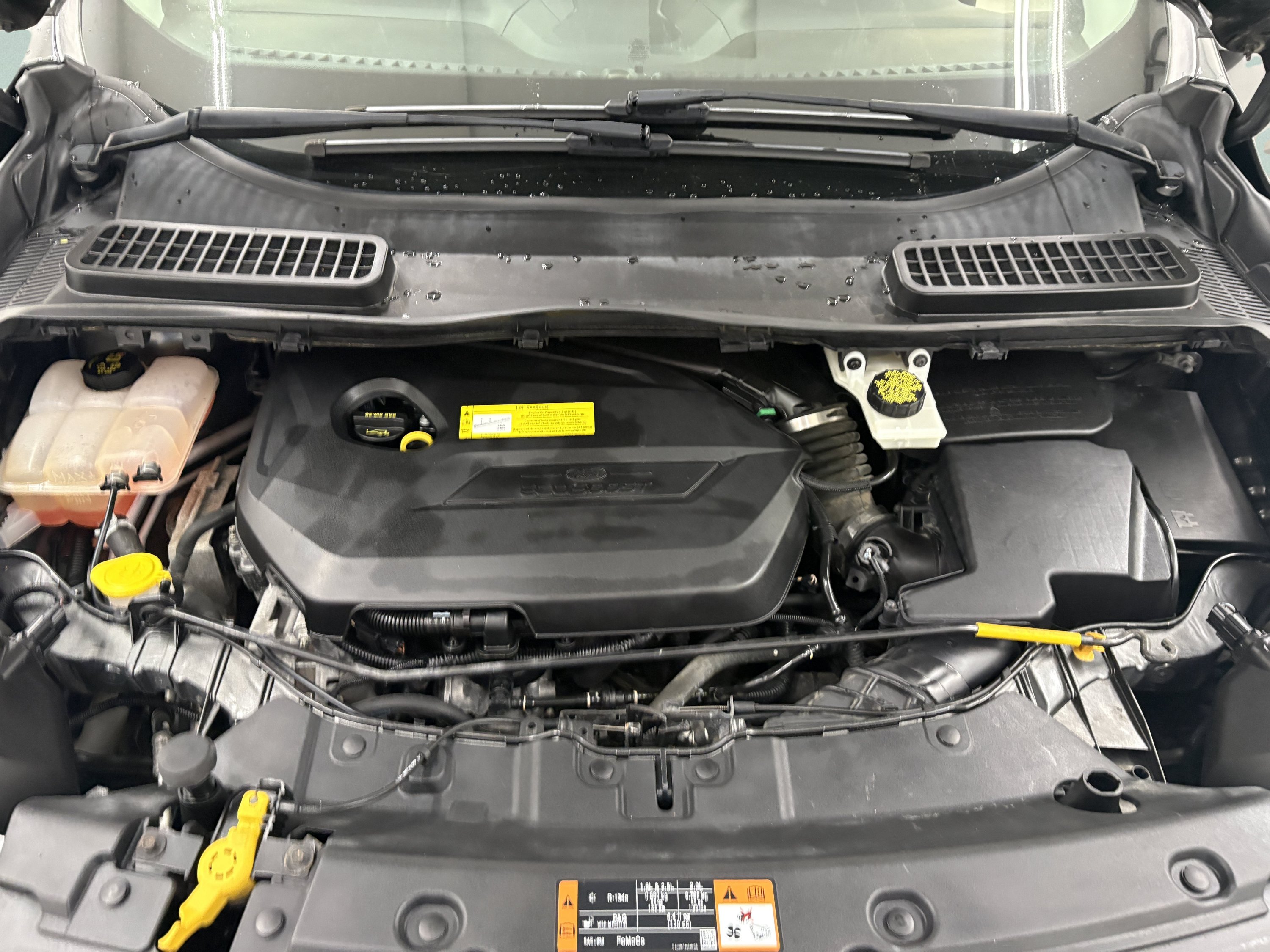 Used 2015 Ford Escape SE AWD/4WD image 9