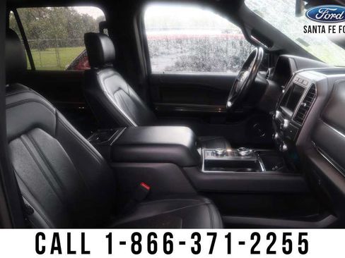 Used 2019 Ford Expedition Limited w/ Driver Assistance Package AWD/4WD image 31