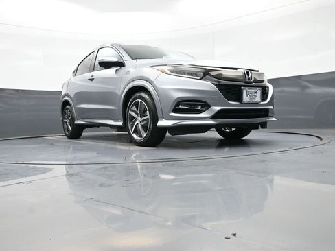 Certified 2019 Honda HR-V Touring image 28