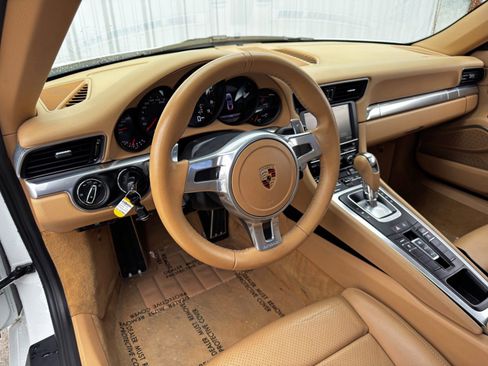 Used 2015 Porsche 911 Carrera 4 image 13