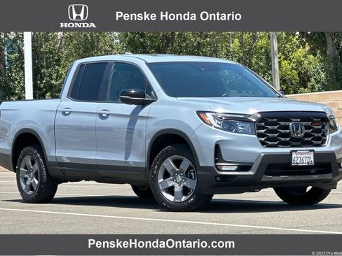 Certified 2025 Honda Ridgeline TrailSport image 1