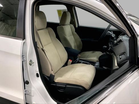 Used 2016 Honda CR-V LX image 9