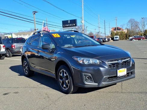 Used 2019 Subaru Crosstrek 2.0i w/ Eyesight System image 1
