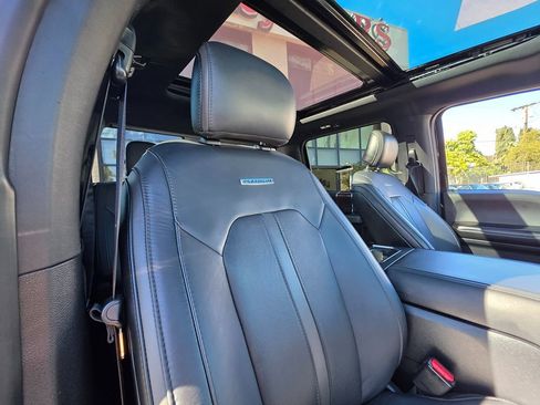 Used 2015 Ford F150 Platinum w/ Equipment Group 701A Luxury image 18