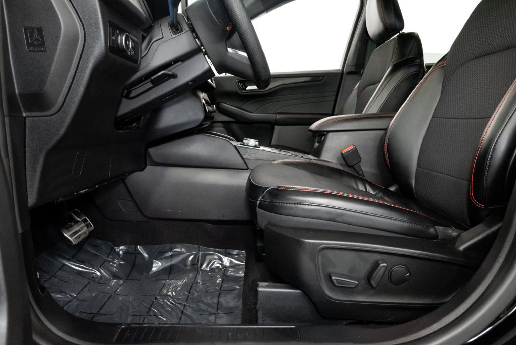 Used 2023 Ford Escape ST-Line Select w/ Tech Pack #2 AWD/4WD image 14