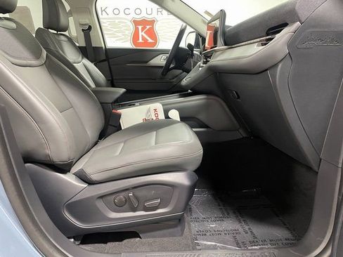 New 2026 Ford Explorer Active w/ Active Comfort Package AWD/4WD image 23