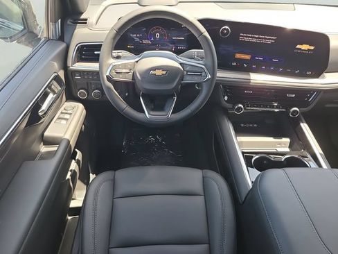 New 2026 Chevrolet Suburban LT w/ Comfort Package RWD image 17
