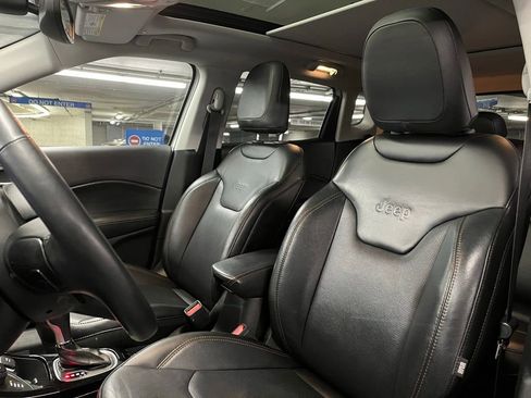 Used 2019 Jeep Compass Limited image 17