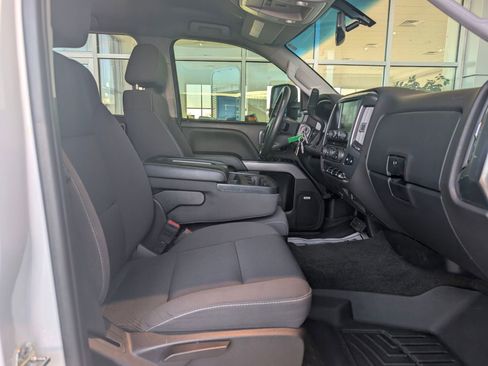 Used 2017 Chevrolet Silverado 2500 LT w/ LT Convenience Package image 31