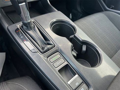 Certified 2023 Honda Civic EX image 27