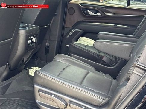Used 2022 GMC Yukon Denali AWD/4WD image 16