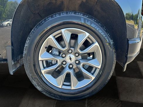 Certified 2022 Chevrolet Silverado 1500 RST AWD/4WD image 10