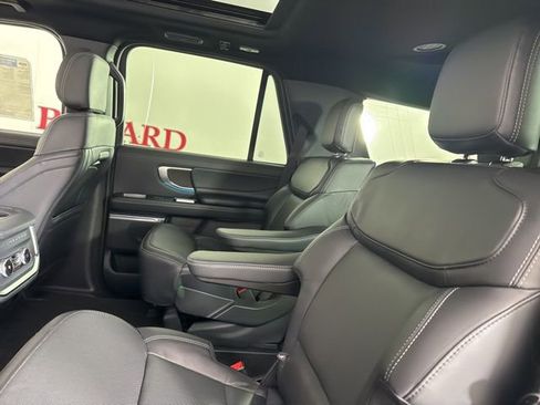 New 2025 Ford Expedition Platinum w/ Stealth Appearance Package image 17