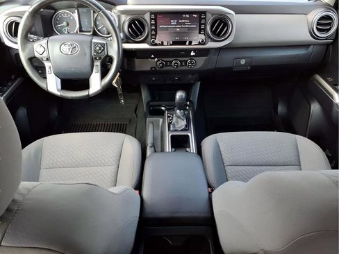Used 2020 Toyota Tacoma SR5 image 11