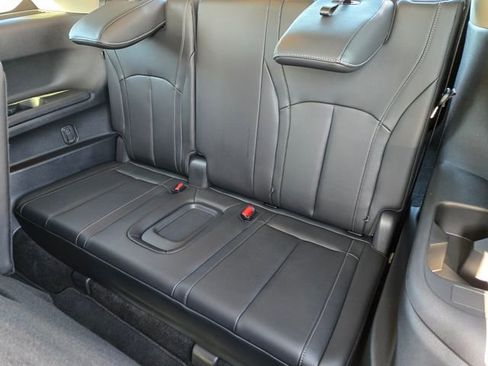 Certified 2025 INFINITI QX60 Pure FWD image 18