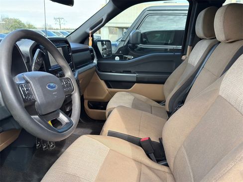 Used 2022 Ford F150 XLT image 13