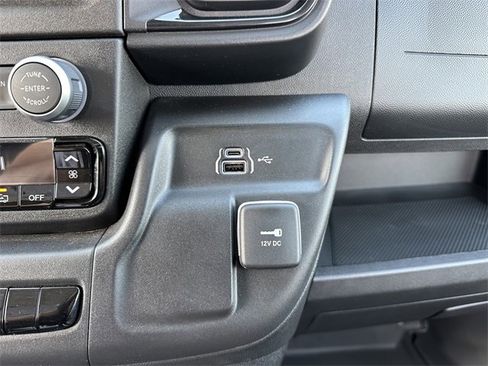 Used 2025 RAM ProMaster 2500 image 24