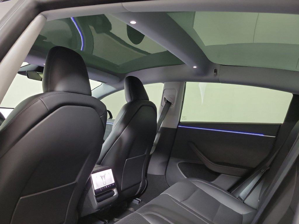 Used 2025 Tesla Model 3 Long Range AWD/4WD image 21