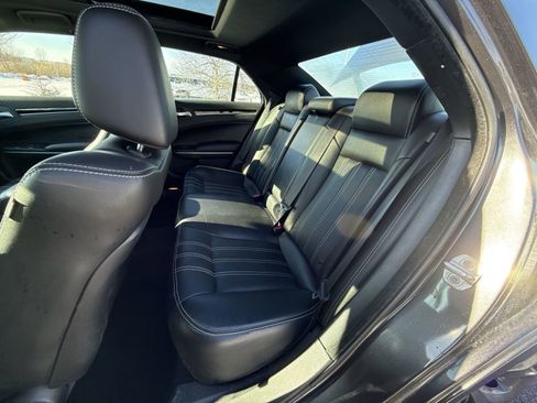 Used 2021 Chrysler 300 S image 23