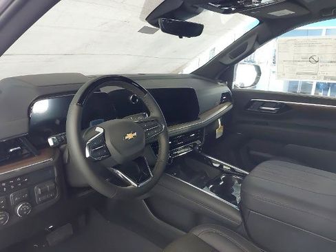 New 2026 Chevrolet Tahoe High Country AWD/4WD image 2