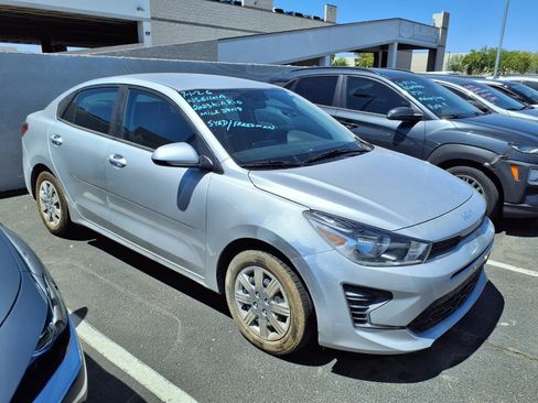 Used 2023 Kia Rio LX FWD image 2