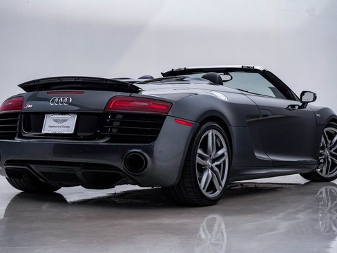 Used 2015 Audi R8 V10 w/ Full Leather Package image 11
