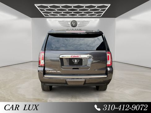 Used 2018 GMC Yukon XL Denali RWD image 4