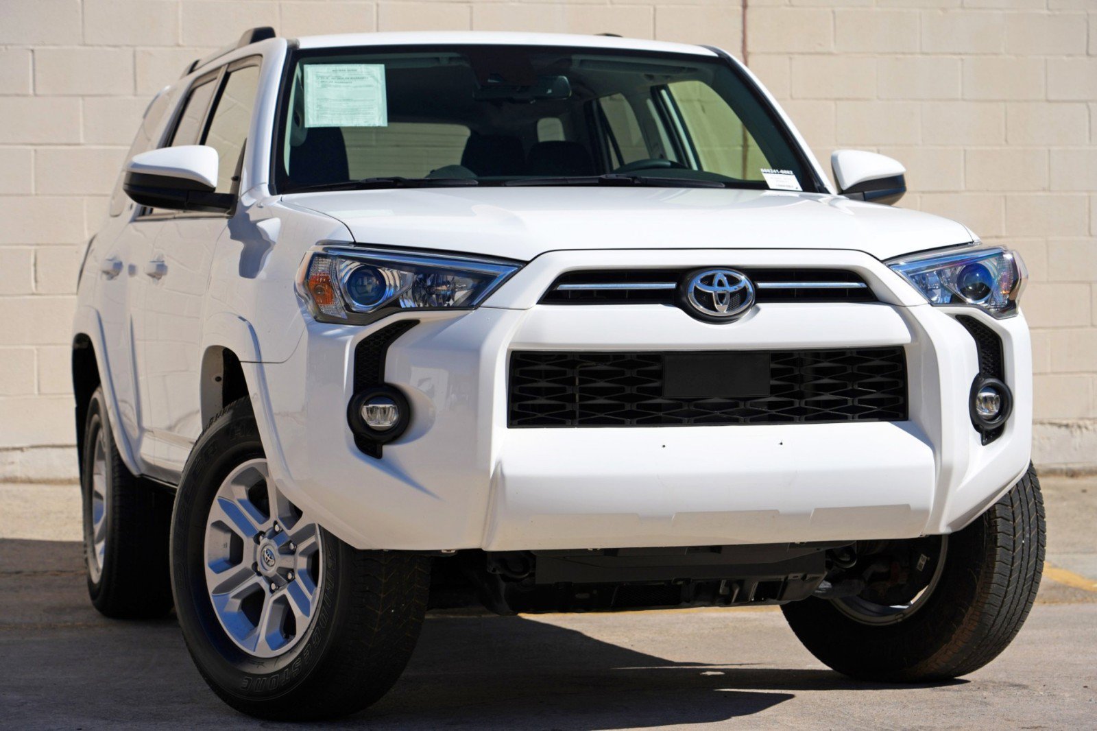Used 2021 Toyota 4Runner SR5 AWD/4WD image 4