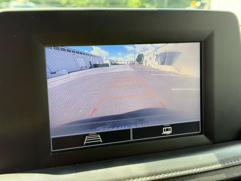 Used 2021 Chevrolet Tahoe 2WD w/ 1FL Safety Package image 12