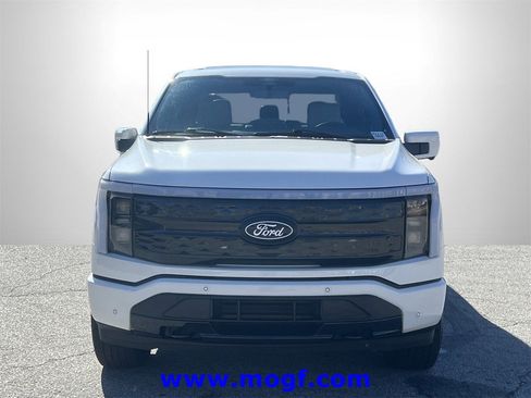 Certified 2024 Ford F150 Lightning Platinum image 31