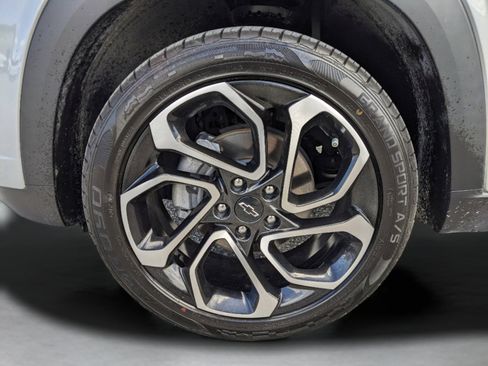 Used 2024 Chevrolet Trax RS FWD image 38