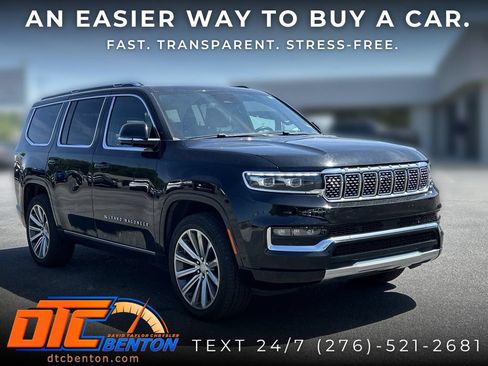 Used 2022 Jeep Grand Wagoneer Series II w/ Rear Seat Video Group 1 AWD/4WD image 1