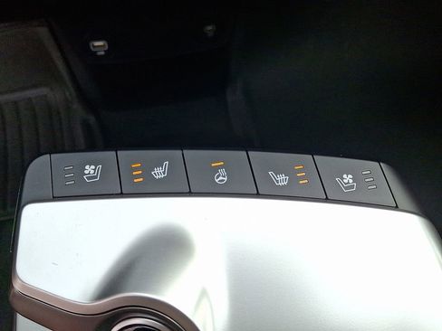 Used 2022 Kia EV6 Wind w/ Wind Technology Package image 24