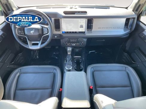 Used 2025 Ford Bronco Outer Banks image 13